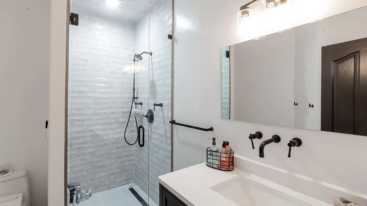 Photo of Bathroom in Draper