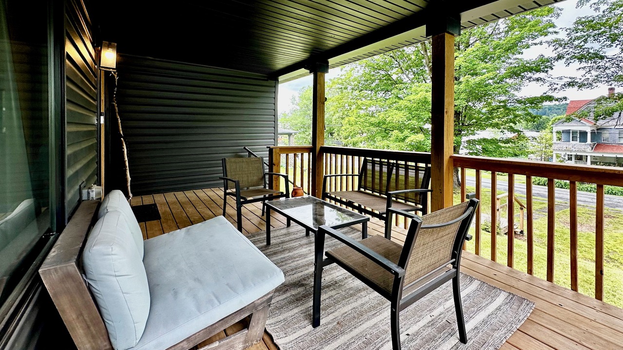 Photo of Patio Balcony in Livingston Manor