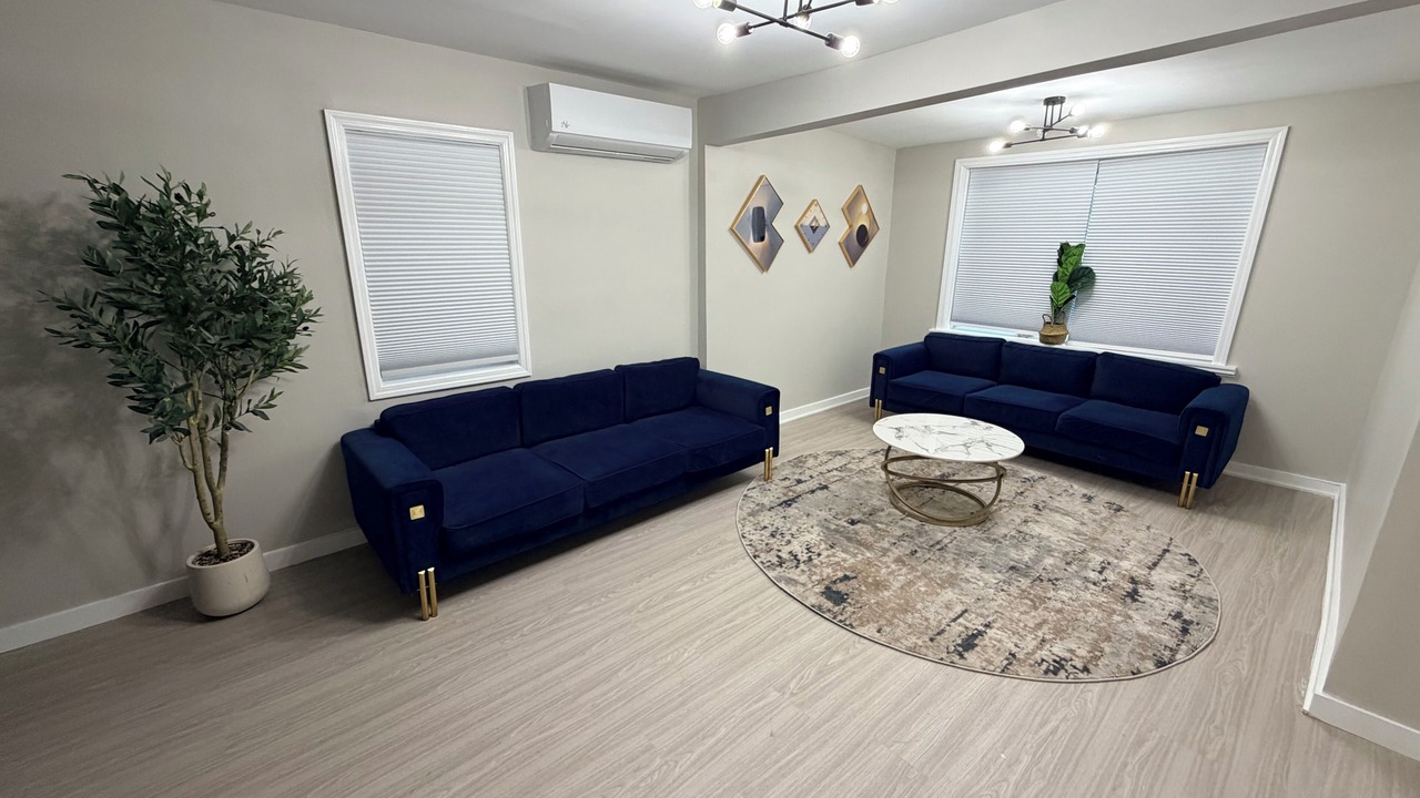 Photo of Livingroom in New Rochelle