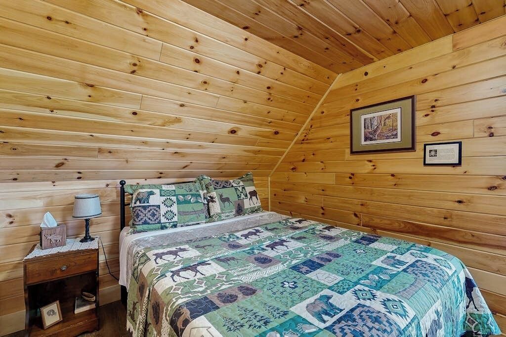 Photo of Bedroom in Greenville Junction