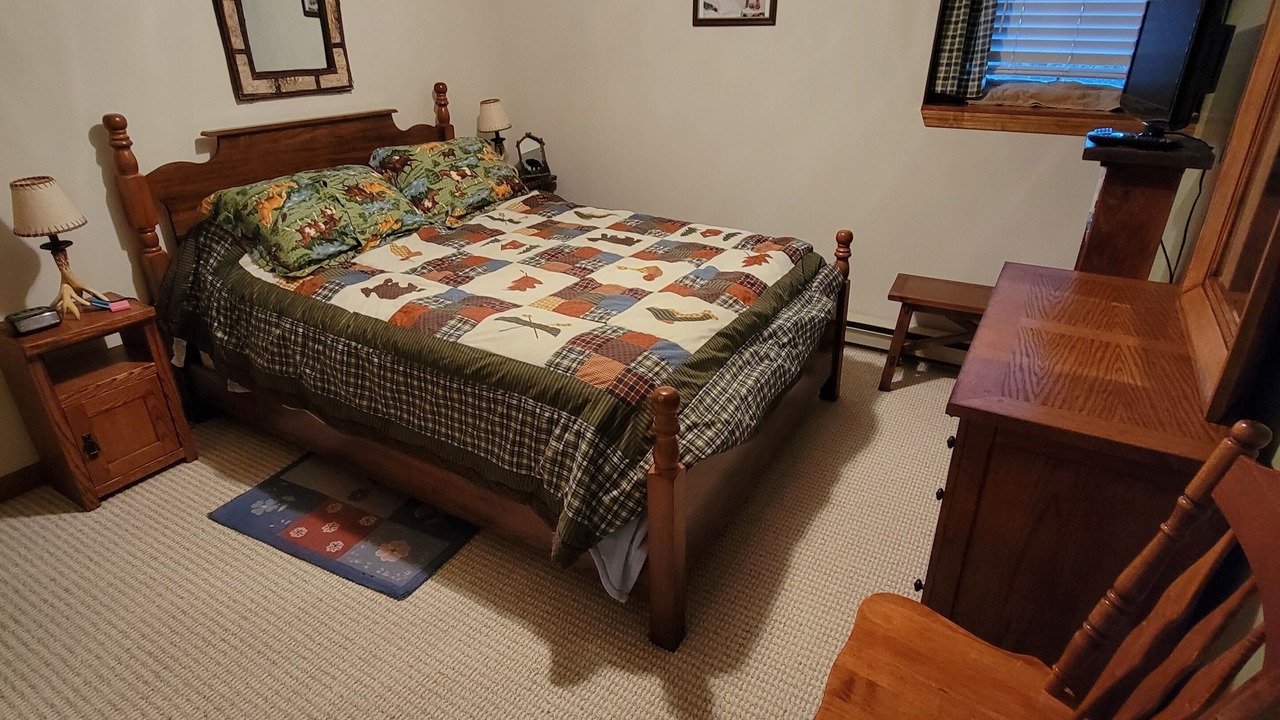 Photo of Bedroom in Olmstedville