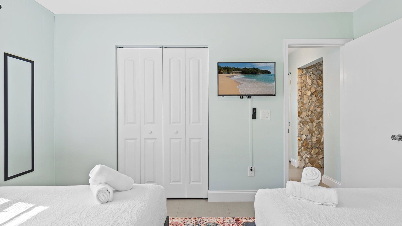 Photo of Bedroom in Dania Beach