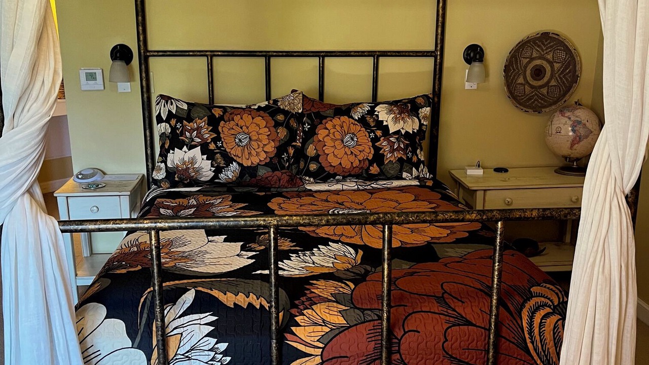 Photo of Bedroom in Colorado Springs