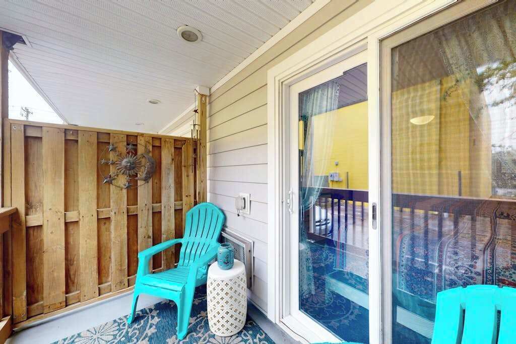 Photo of Patio Balcony in Caine Woods