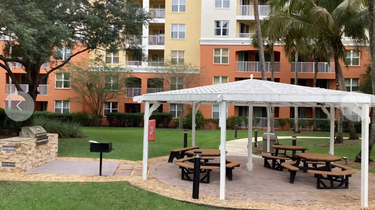 Photo of Outdoor in Weston