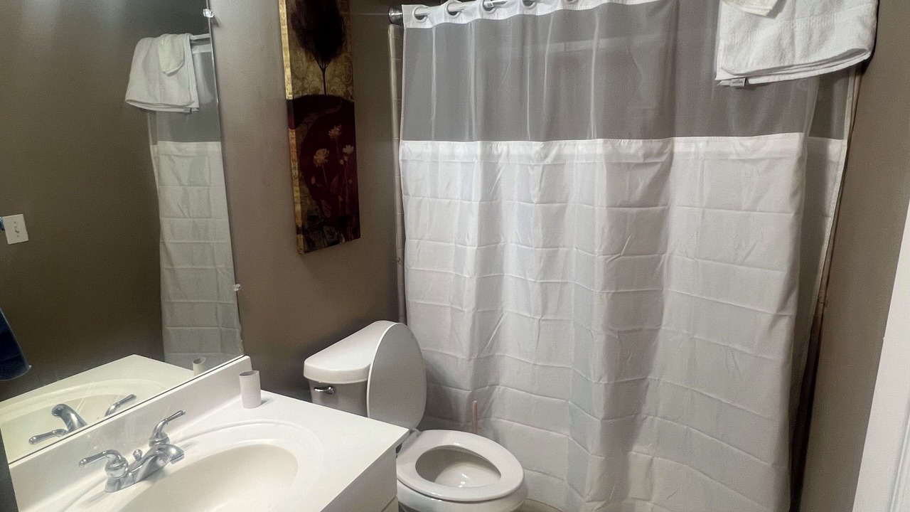 Photo of Bathroom in Mableton
