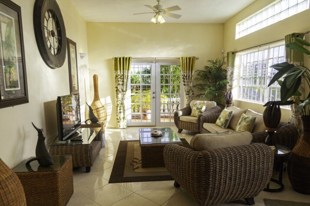 Photo of Livingroom in Laie