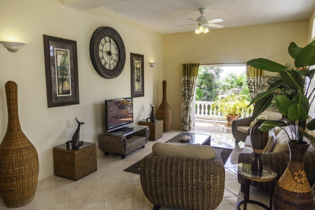 Photo of Livingroom in Laie