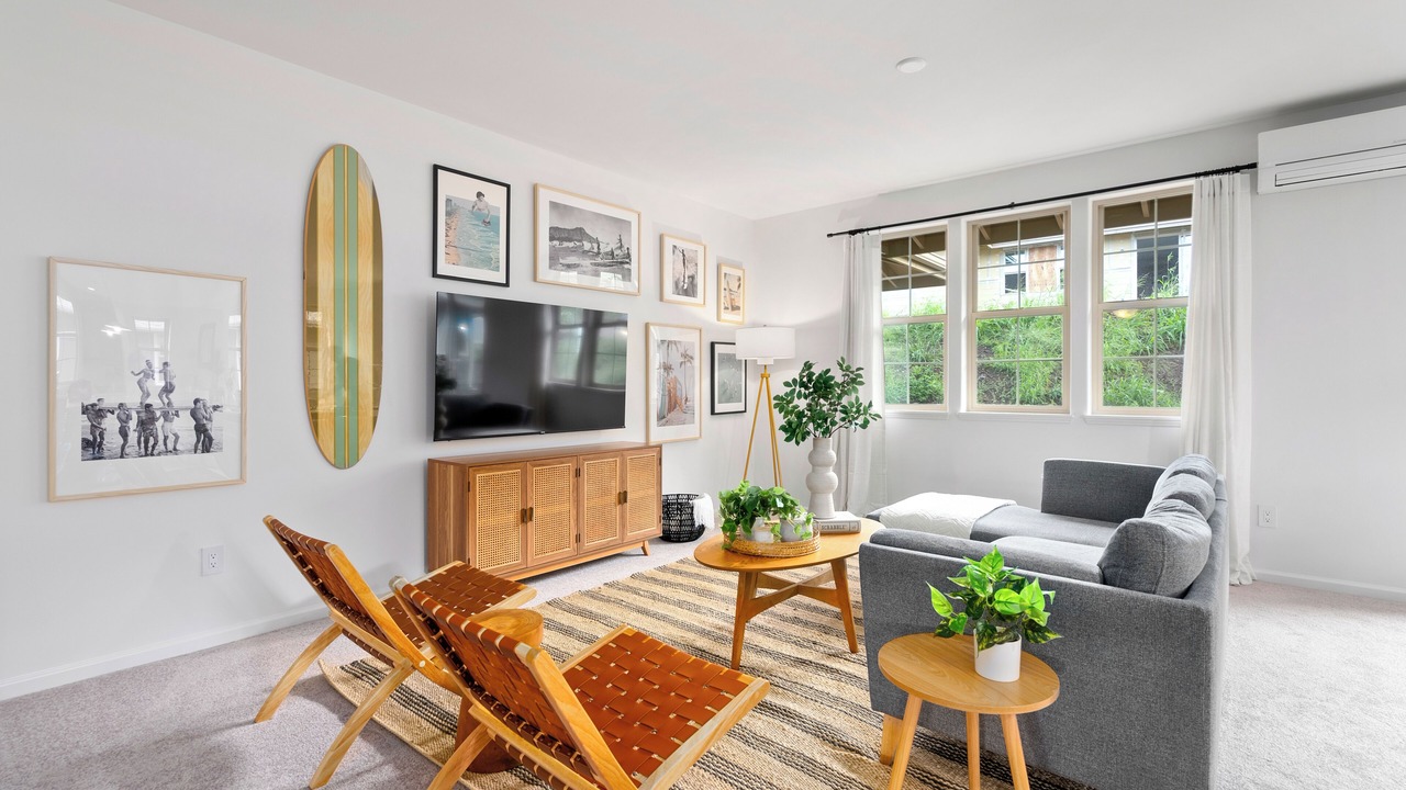 Photo of Livingroom in Makaha Valley
