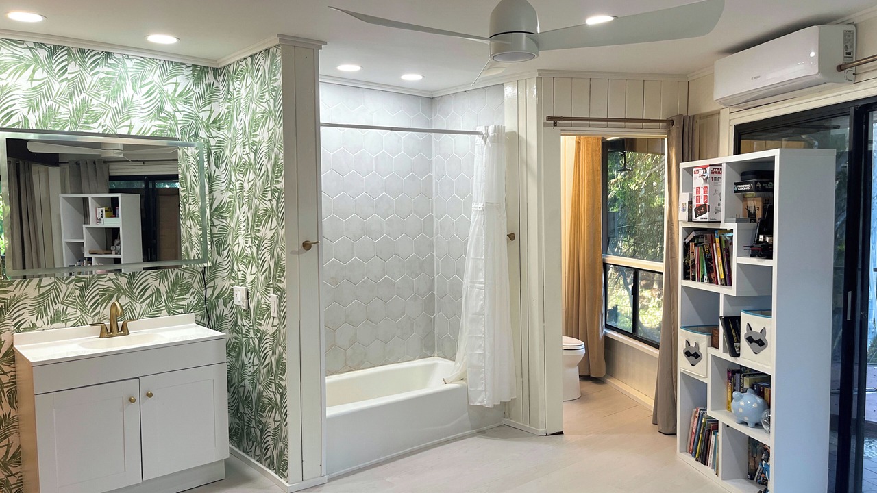 Photo of Bathroom in Mililani