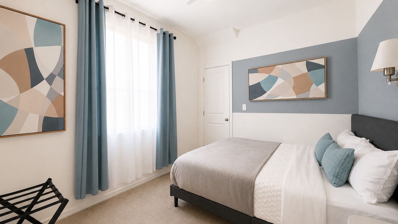 Photo of Bedroom in Enterprise