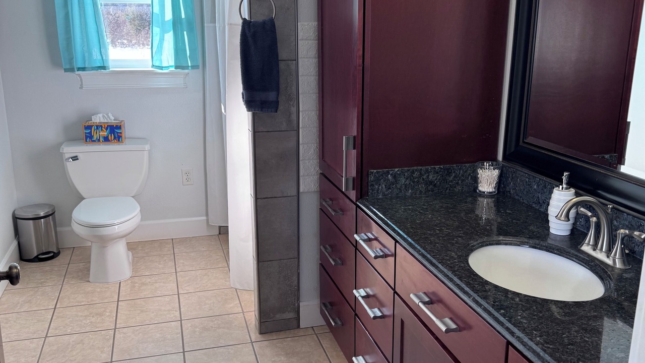 Photo of Bathroom in Diamond Ridge
