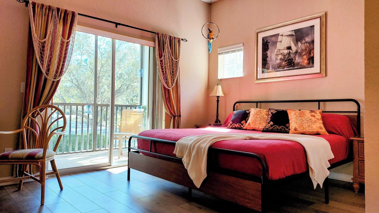 Photo of Bedroom in Bahama Bay