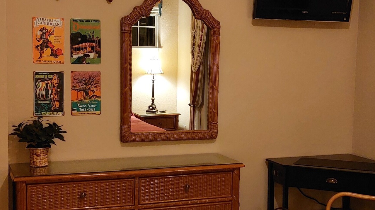 Photo of Bedroom in Bahama Bay
