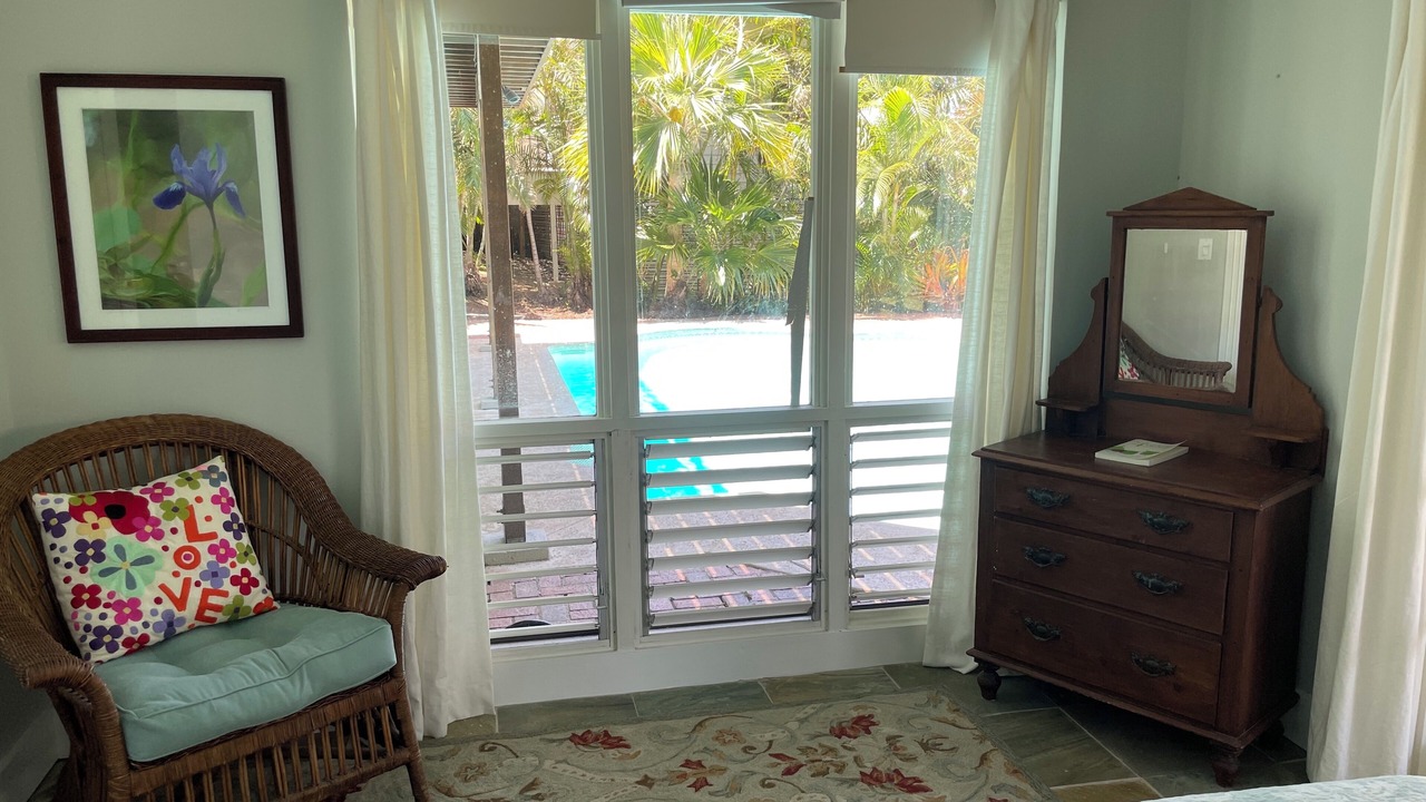 Photo of Bedroom in Portlock