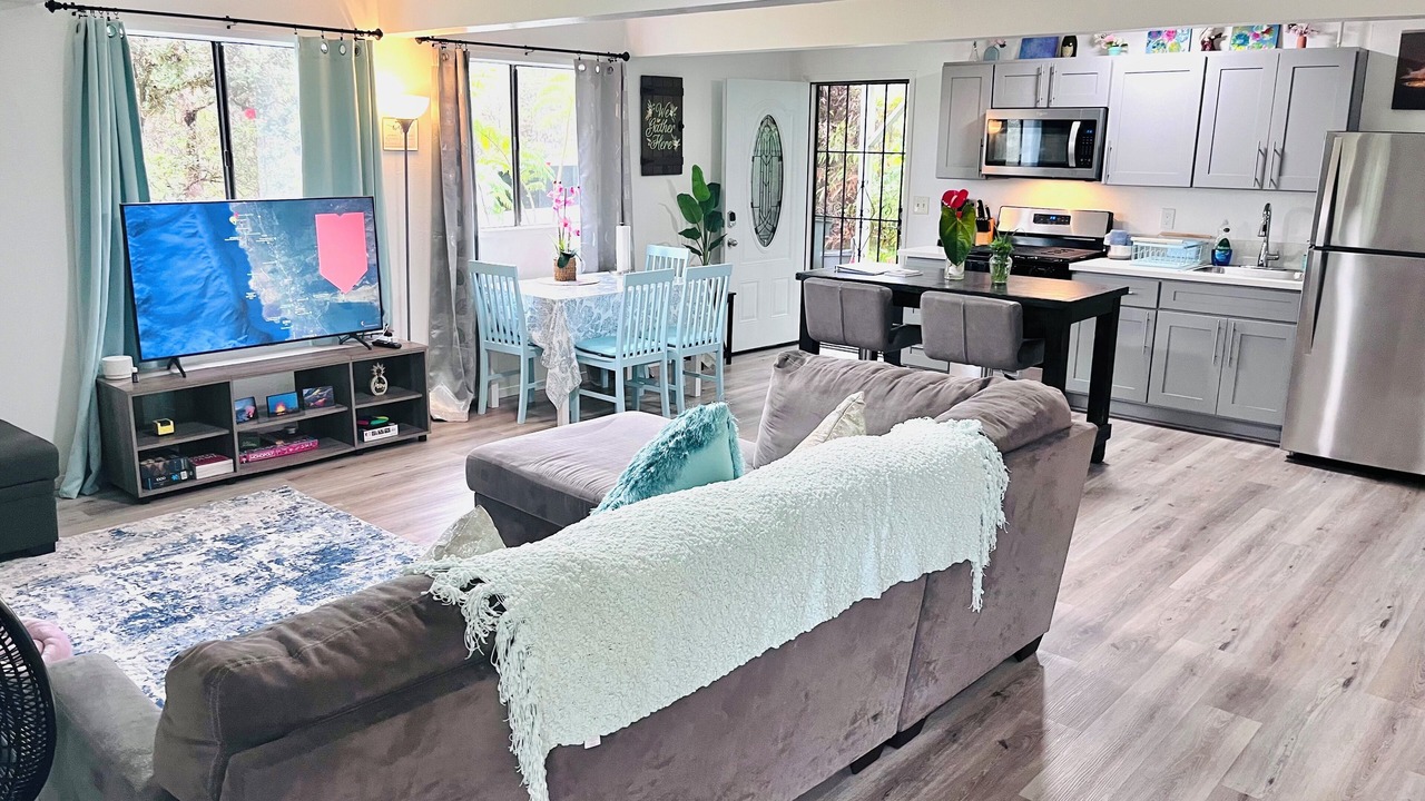 Photo of Livingroom in Royal Hawaiian Estates