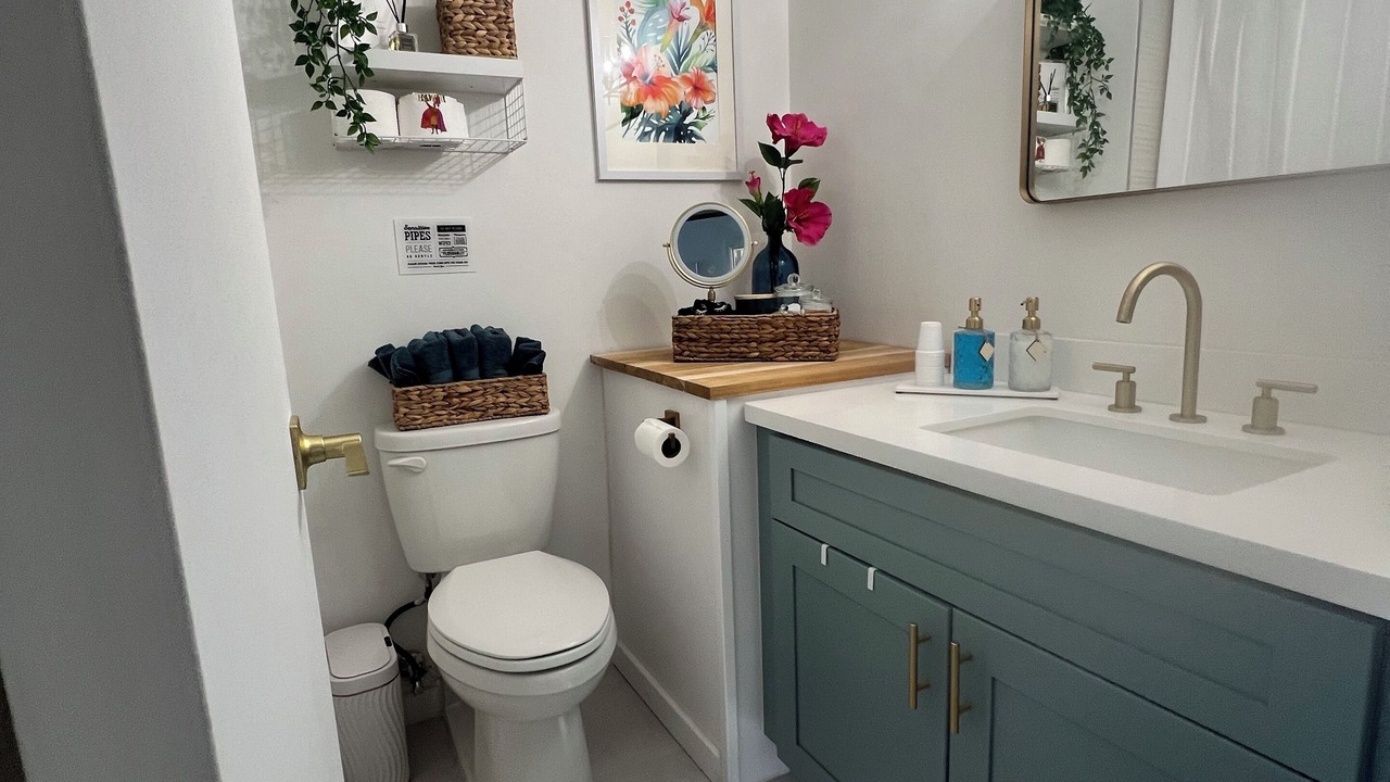 Photo of Bathroom in Makaha