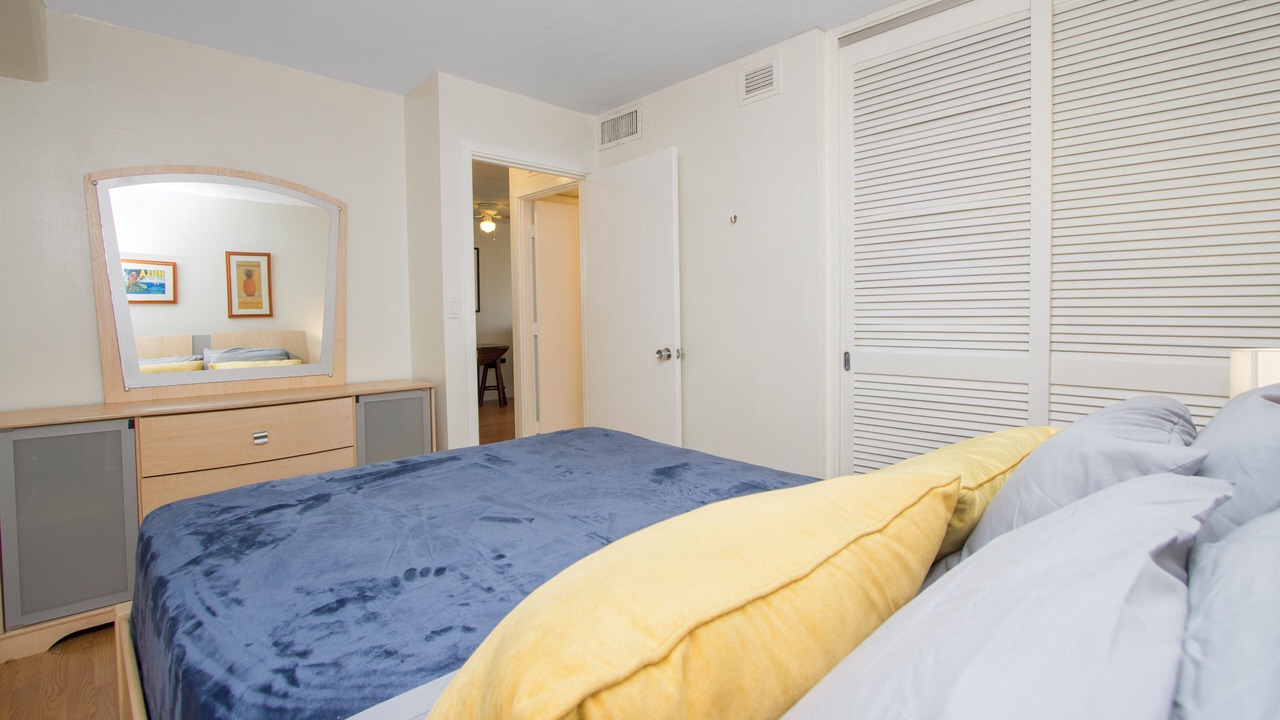 Photo of Bedroom in McCully - Moiliili