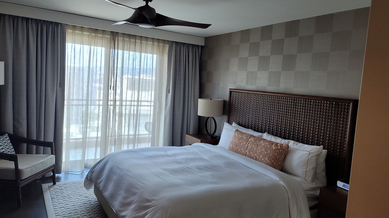 Photo of Bedroom in Waikiki