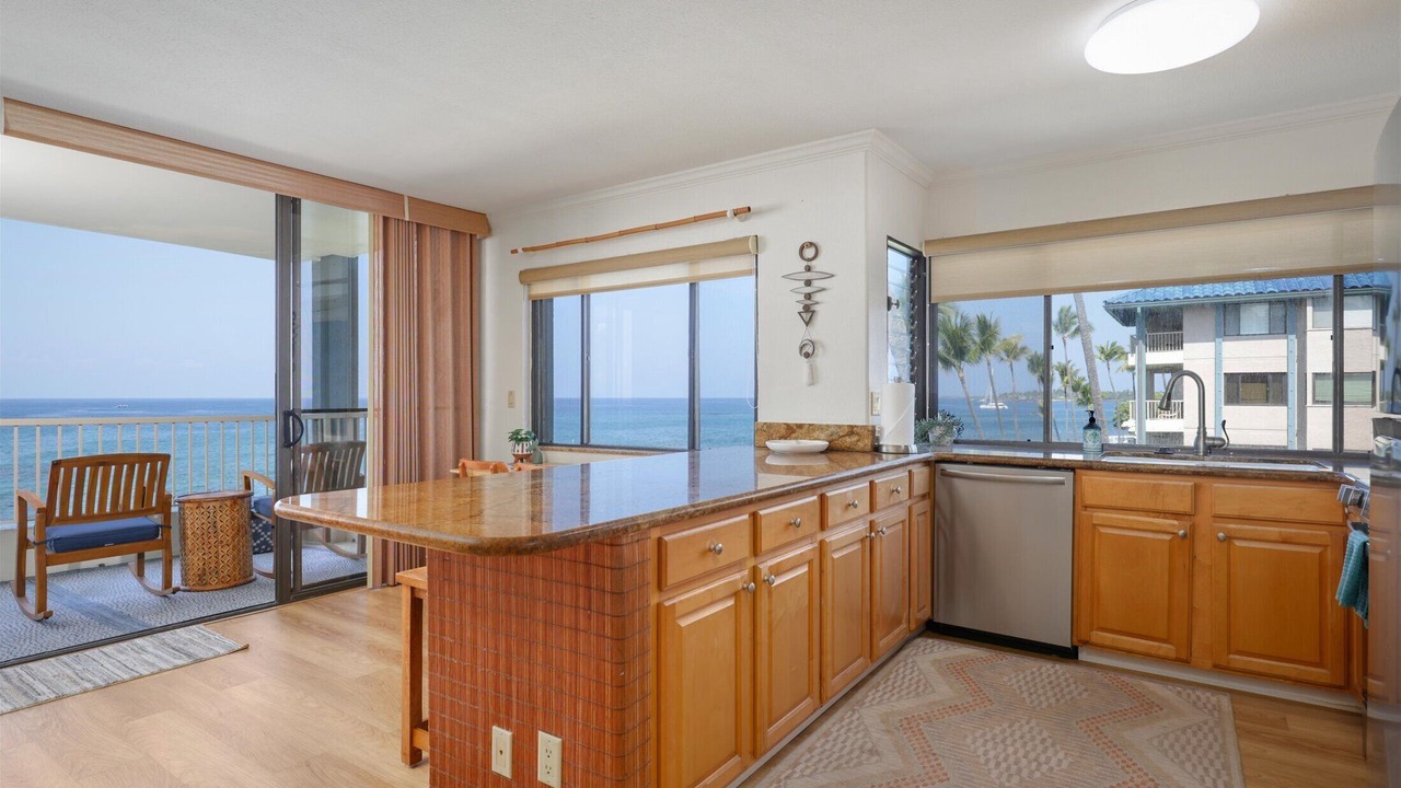 Photo of Kitchen in Historic Kailua Village