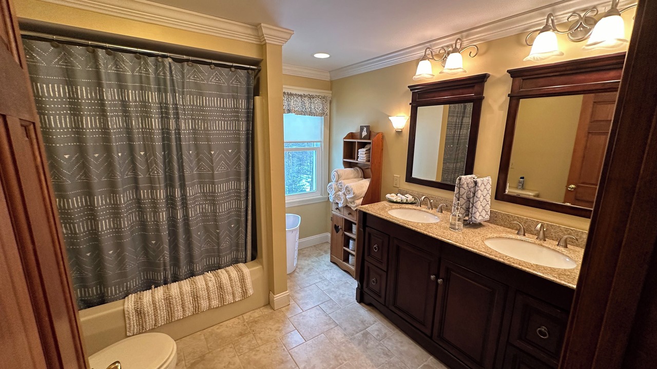 Photo of Bathroom in Moro