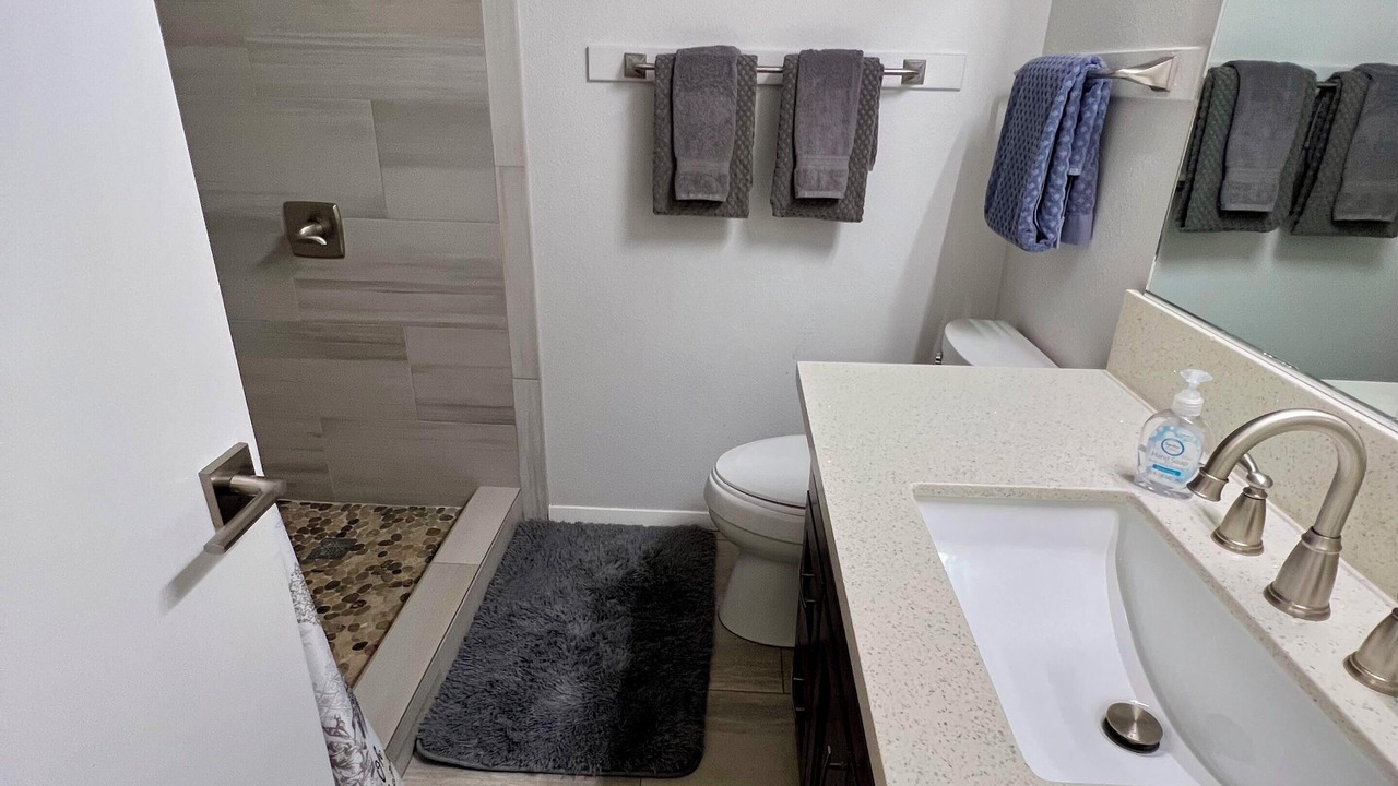 Photo of Bathroom in Keaau