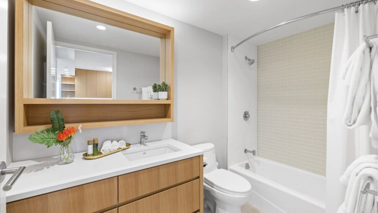Photo of Bathroom in Ala Moana