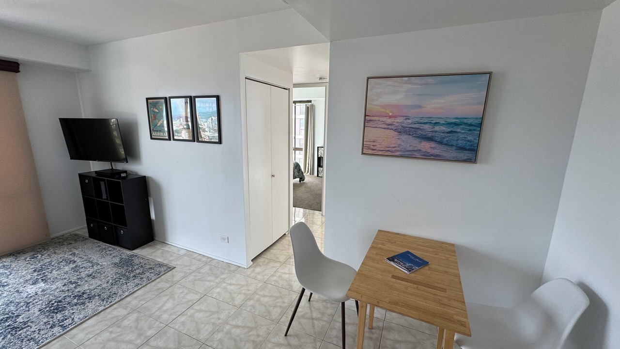 Photo of Bedroom in Downtown Honolulu
