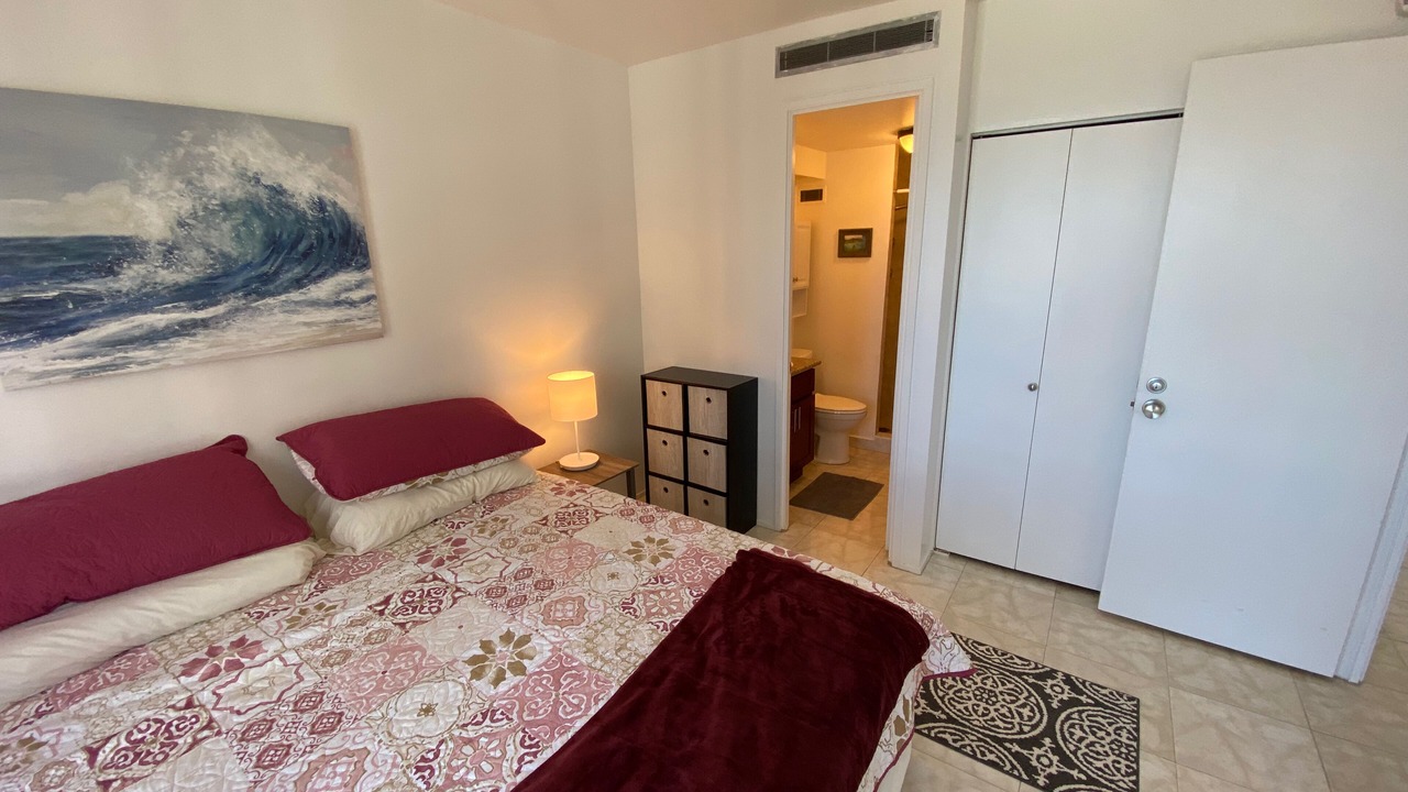 Photo of Bedroom in Downtown Honolulu
