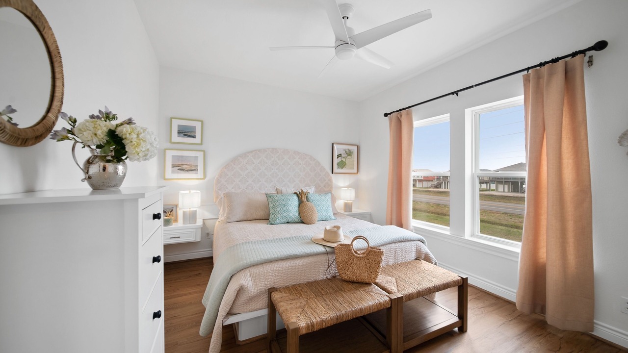 Photo of Bedroom in Terramar Beach