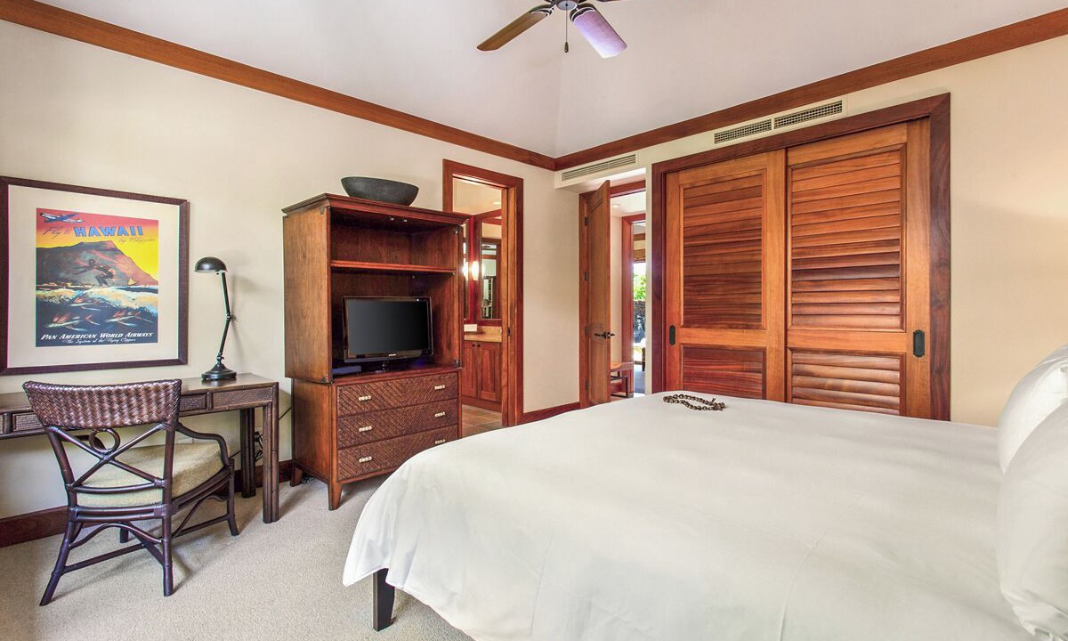 Photo of Bedroom in Kaupulehu