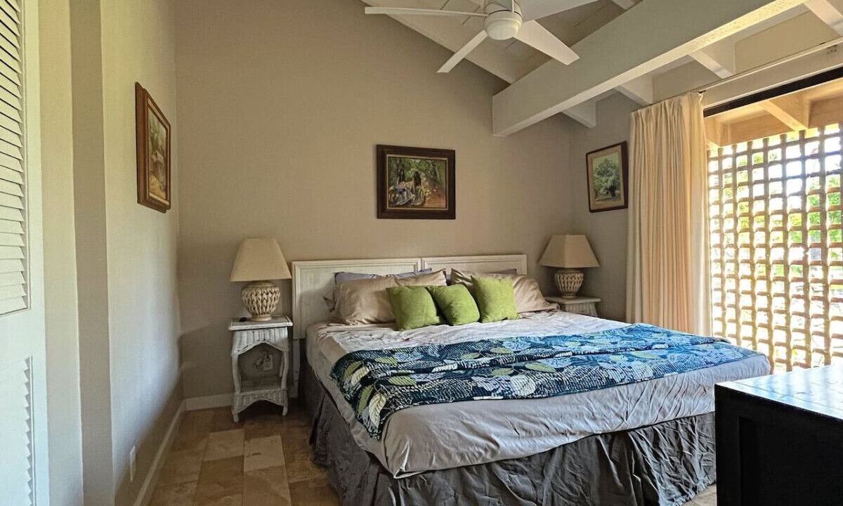 Photo of Bedroom in Maunaloa