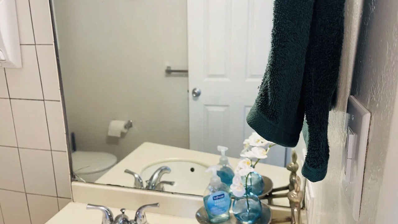 Photo of Bathroom in McCully - Moiliili