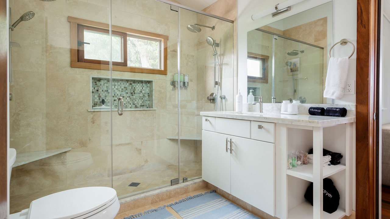Photo of Bathroom in Makapala