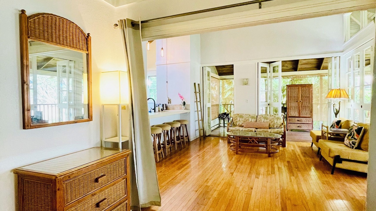 Photo of Bedroom in Maunaloa
