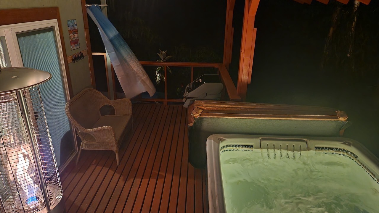 Photo of Patio Balcony in Fern Forest