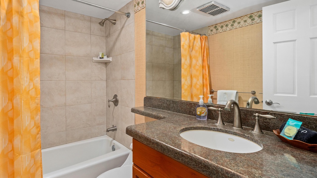 Photo of Bathroom in Historic Kailua Village