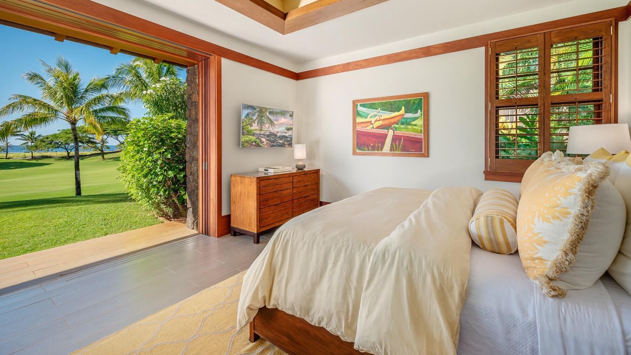 Photo of Bedroom in Poipu