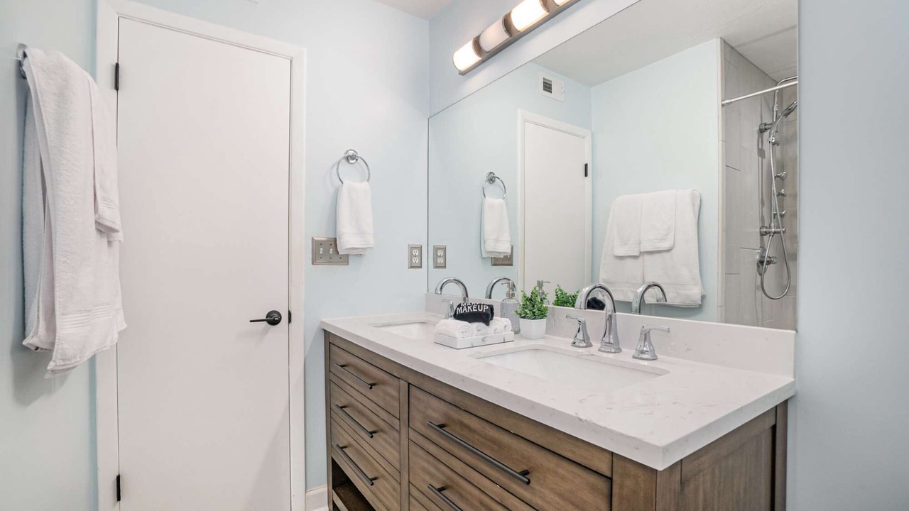 Photo of Bathroom in Ocean Side Village