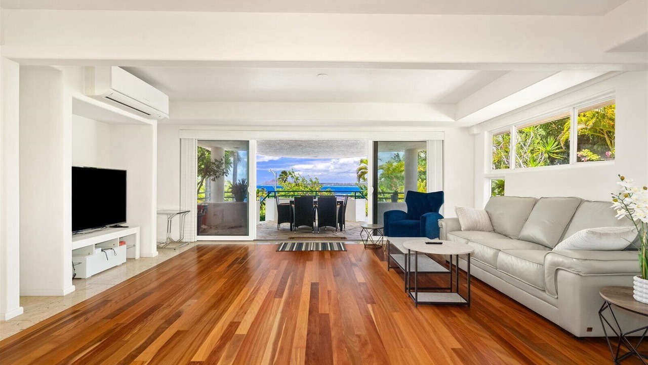 Photo of Livingroom in Honolulu