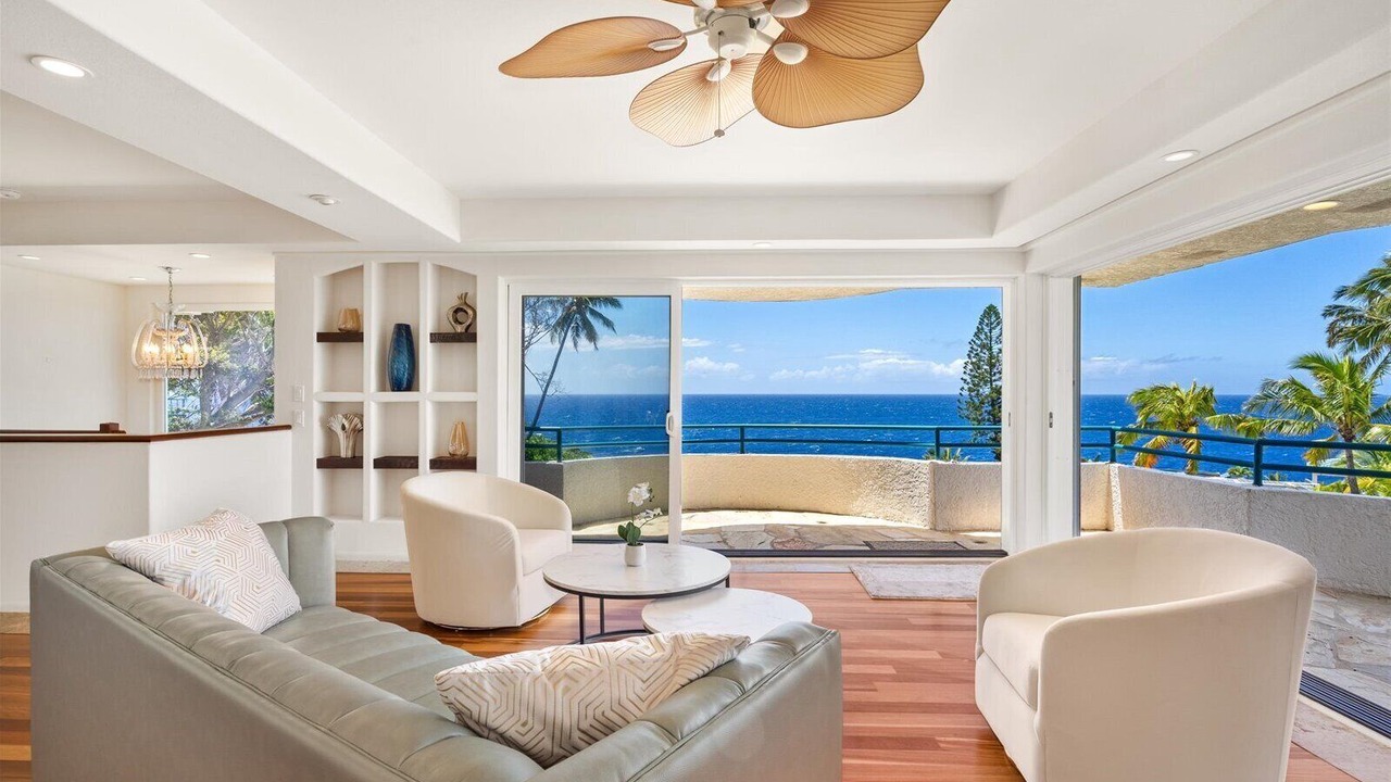 Photo of Livingroom in Honolulu