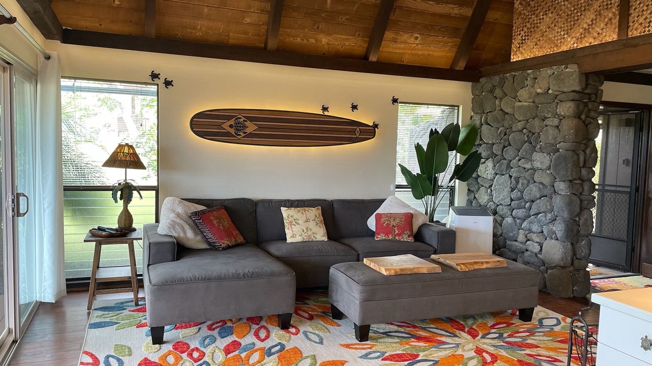 Photo of Livingroom in Punaluu