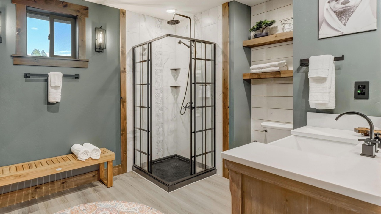 Photo of Bathroom in Woodland Park