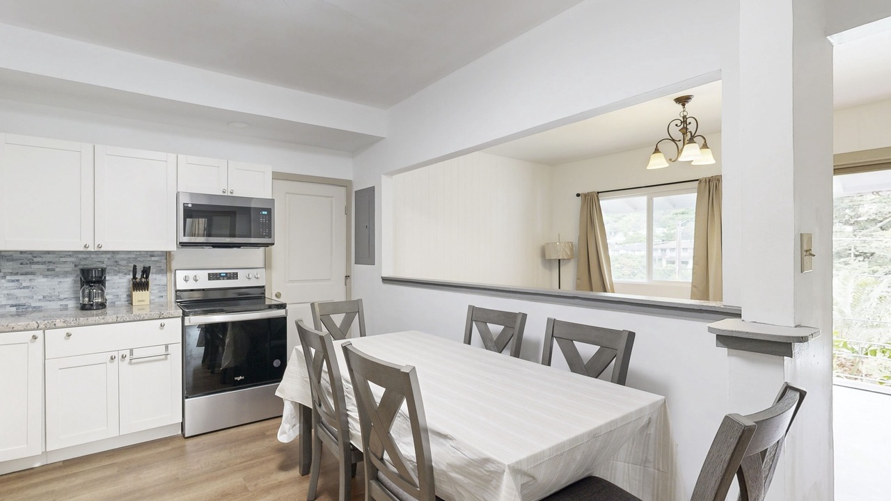 Photo of Kitchen in Kalihi Valley