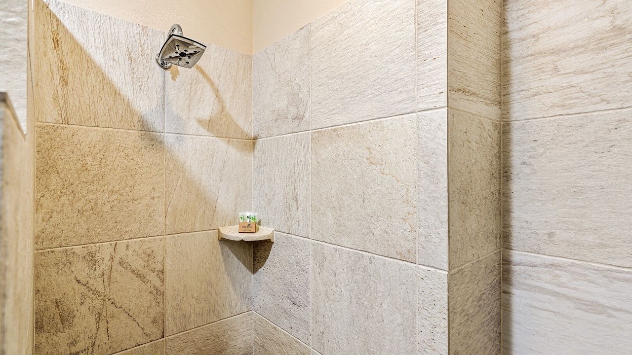 Photo of Bathroom in Keauhou