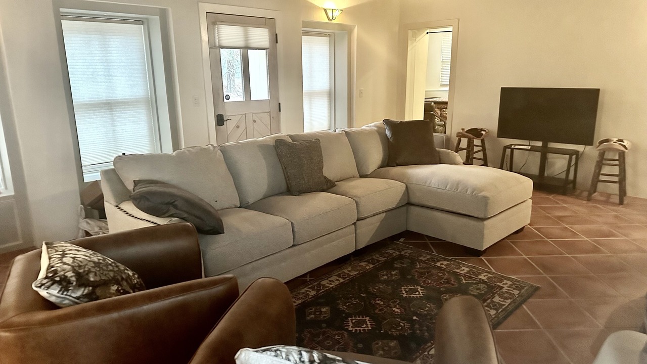 Photo of Livingroom in Broadmoor