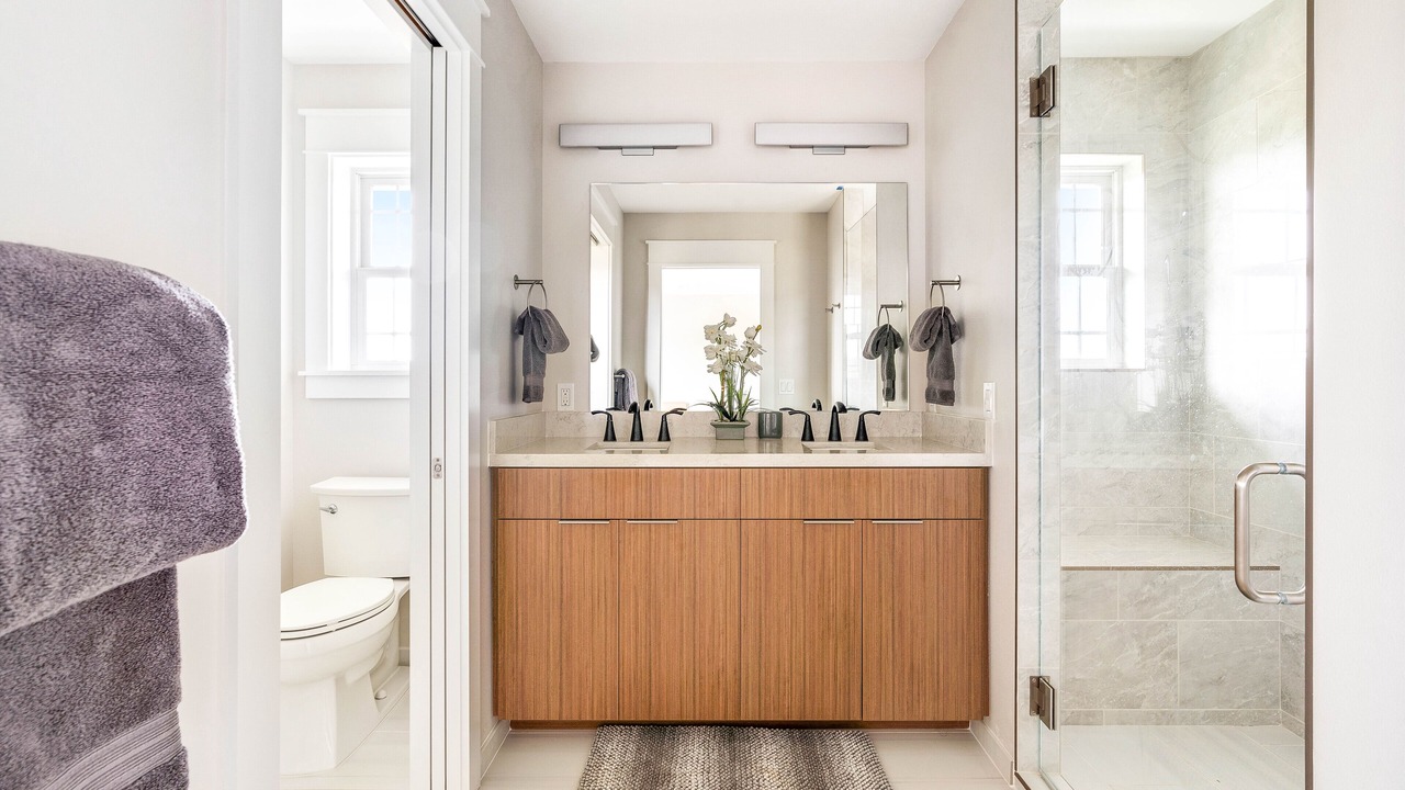 Photo of Bathroom in Poipu