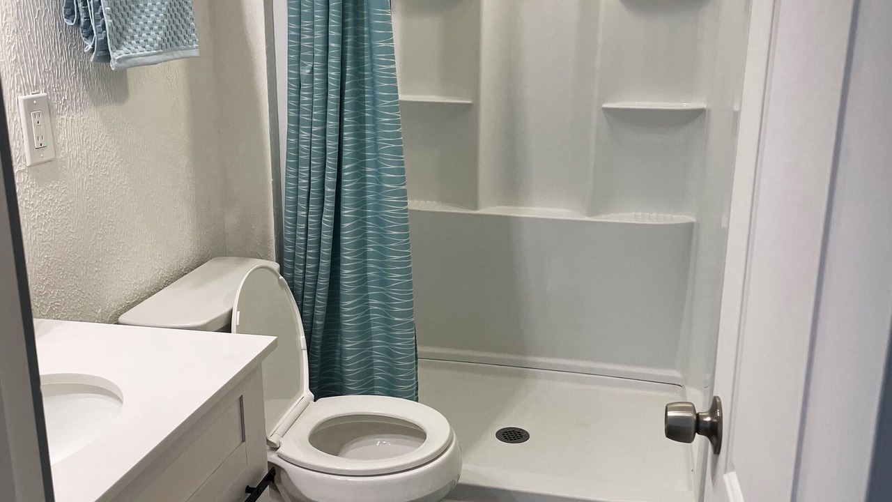 Photo of Bathroom in Historic Kailua Village