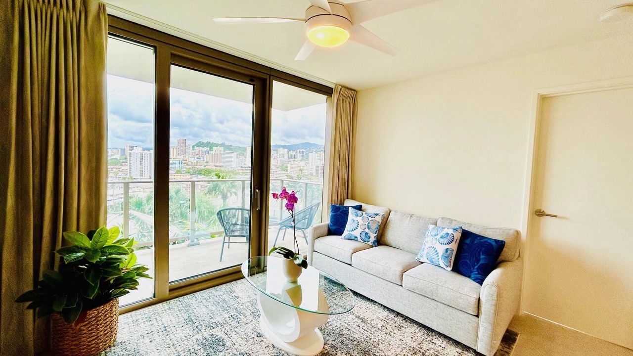 Photo of Livingroom in Ala Moana