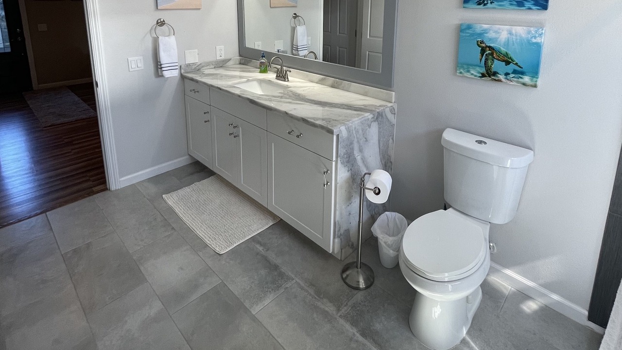 Photo of Bathroom in Keaau